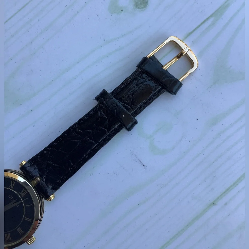 Authentic Gucci watch UNISEX 🖤💛🖤 - Picture 8 of 14